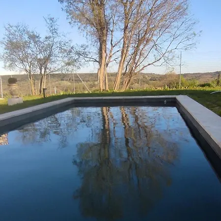 Beautiful Between Uzes & Avignon Saint-Marcel-de-Careiret