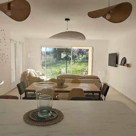 Beautiful Between Uzes & Avignon * Saint-Marcel-de-Carreiret