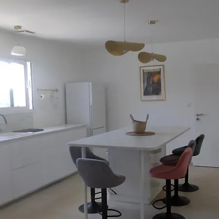 Holiday home Beautiful Between Uzes & Avignon *