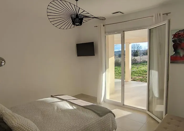 Beautiful Between Uzès&avignon * Saint-Marcel-de-Carreiret