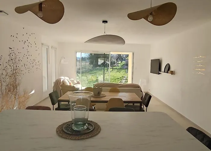 Beautiful Between Uzès&avignon * Saint-Marcel-de-Carreiret